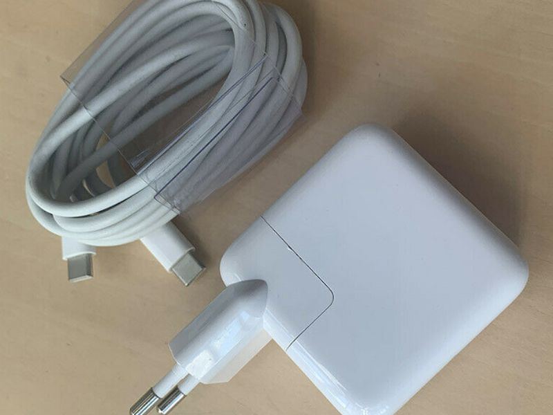 Dấu Hiệu Nhận Biết Sạc MacBook Bị Hỏng